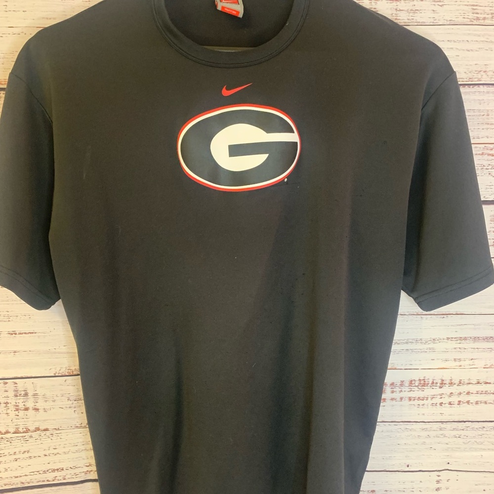 Men’s UGA Nike Black Tee with Georgia Logo